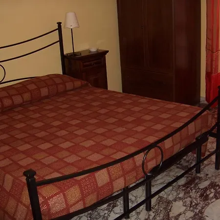 A Testaccio Da Max فندق مبيت وإفطار روما