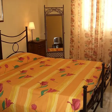 A Testaccio Da Max Bed & Breakfast 3*