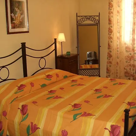 A Testaccio Da Max Bed & Breakfast Řím
